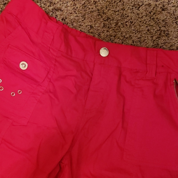 NWOT Men's Red Cargo shorts - Picture 5 of 6